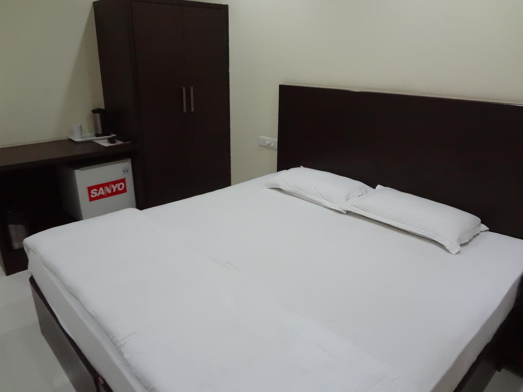 Hotel Siam International Delhi  Esterno foto