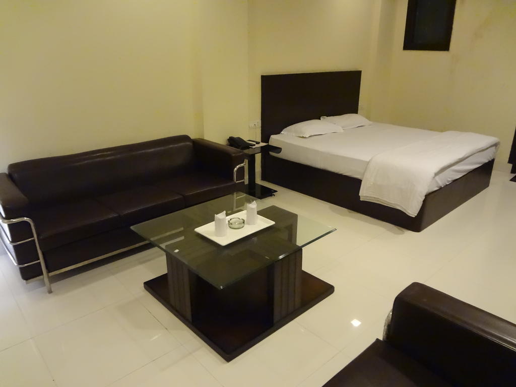 Hotel Siam International Delhi  Esterno foto
