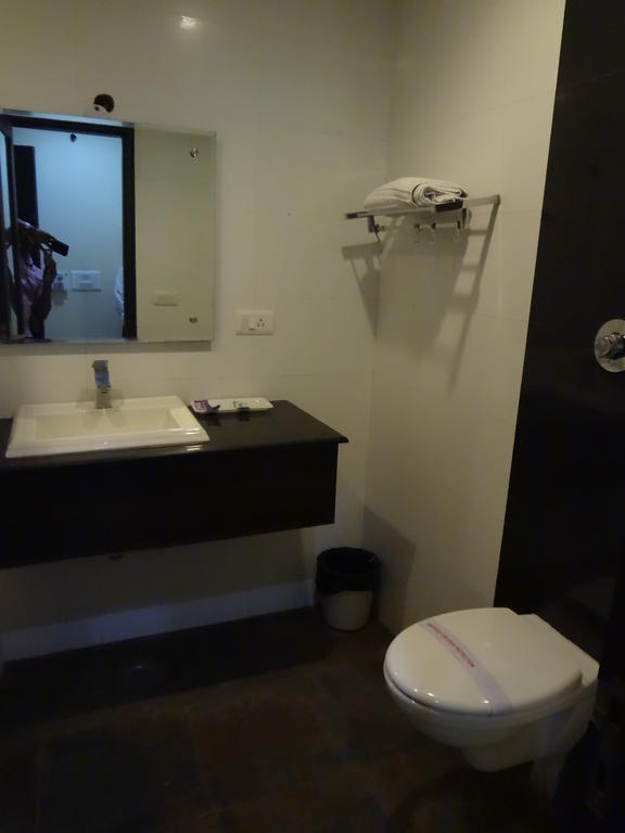 Hotel Siam International Delhi  Esterno foto