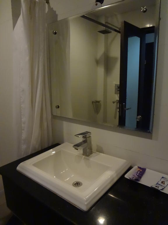 Hotel Siam International Delhi  Esterno foto